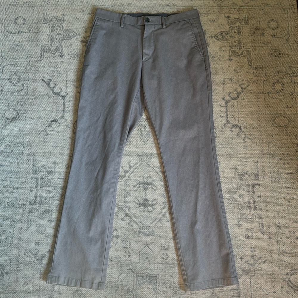 Old Navy Ultimate Straight Built-in Flex Men’s Pants